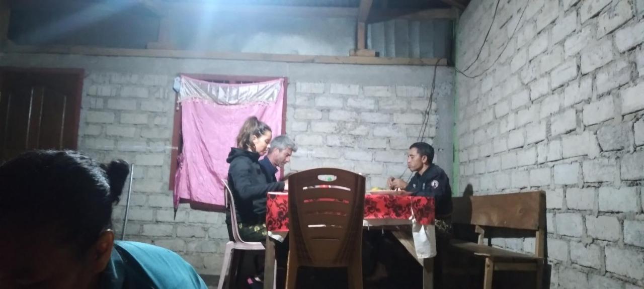 Karleta Homestay Ruteng Kültér fotó