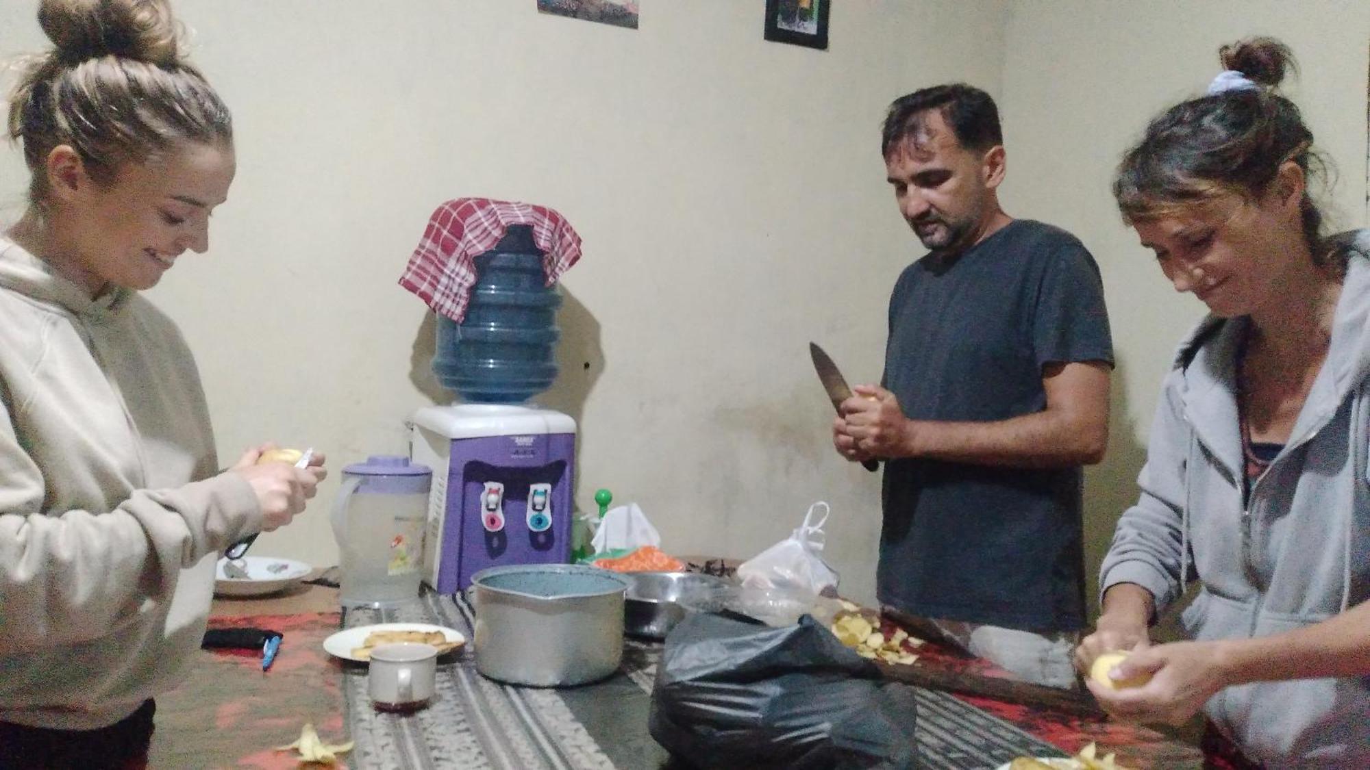 Karleta Homestay Ruteng Kültér fotó